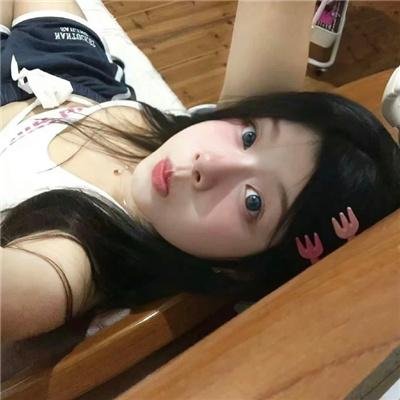 青苔花开